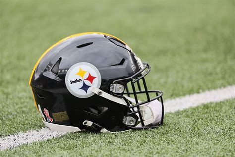 NFL Rumors: Steelers star expected to be shipped out before trade deadline