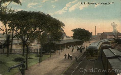 Railroad Station Hudson, NY Postcard