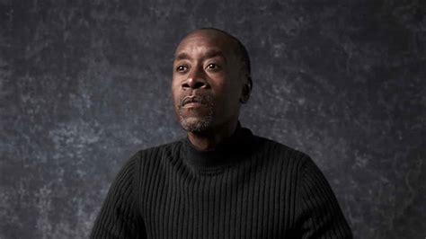 Don't Look Deeper: Don Cheadle protagonista del film drammatico sci-fi