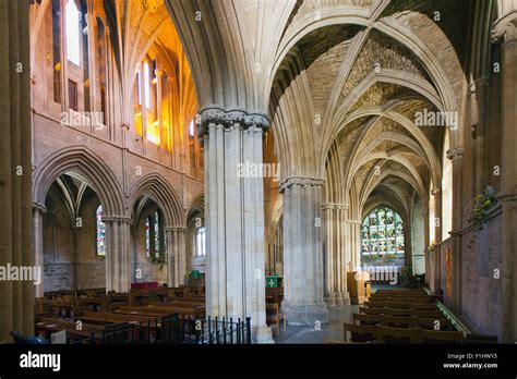 Interior of Pershore Abbey Stock Photo - Alamy