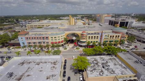 MIAMI - SEPTEMBER 17, 2014: Aerial Video Of Sunset Place Miami FL. Sunset Place Is A Promenade ...