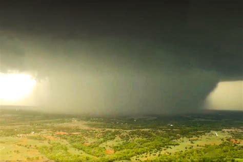 "This will be in a textbook:" See the historic tornado that blew through Oklahoma yesterday ...