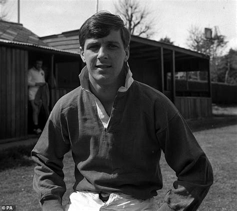 Barry John dead: 'The King' of Rugby who is considered one of the sport's all-time greats dies ...