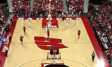 Wisconsin Badger Basketball | Wisconsin badgers basketball, Badgers ...