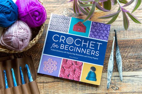 Crochet for Beginners - A Book Review – Crochet Foundry