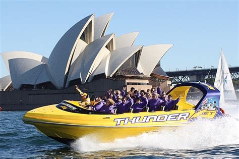 Sydney Harbour Jet Boat - 30 Minute Ride • Tours To Go