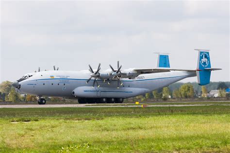 Antonov An-22 Antei, pictures, technical data, history - Barrie ...