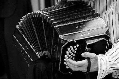 Bandoneon | Music images, Tango, Music instruments