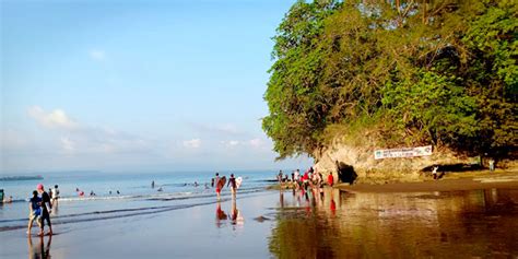 Pantai Batukaras Pangandaran - Jawa Barat