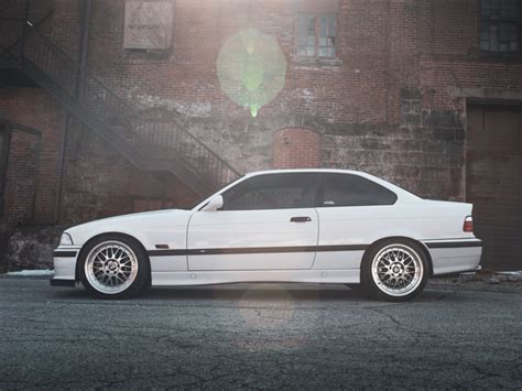 Best Mods for the BMW E36 3 – Series 1991-1999 – ECS Tuning