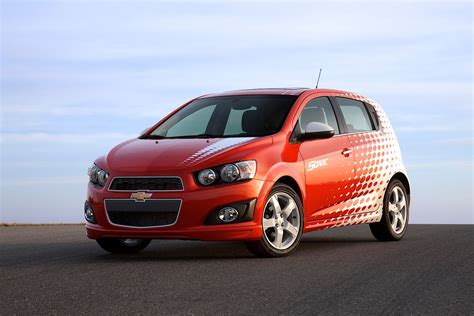 CHEVROLET Sonic Hatchback 5 Doors Specs & Photos - 2011, 2012, 2013, 2014, 2015, 2016 ...