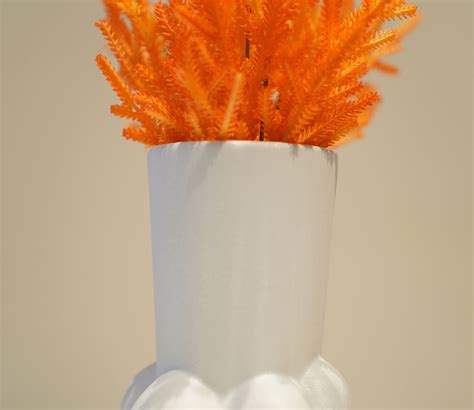 Buy Artistic Beauty White Ceramic Vase at 52% OFF Online | Wooden Street
