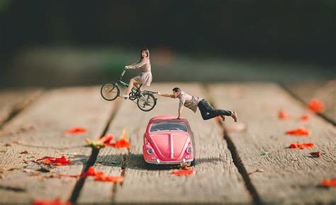 Really Creative Wedding Photographer Turns Bride And Groom Into ...