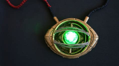 Interest - Eye of Agamotto from Doctor Strange | RPF Costume and Prop ...