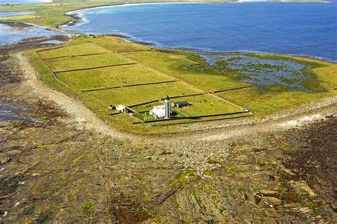 Star Point Lighthouse in Sanday, SC, United Kingdom - lighthouse ...