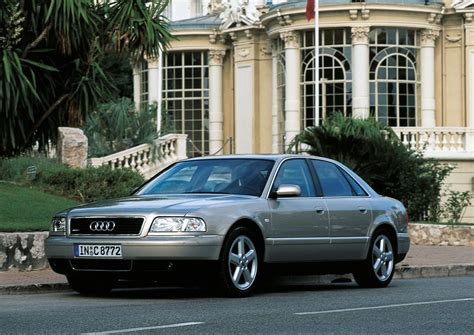 Audi A8 4.2 Quattro в кузове D2, выпускаемого с 1999 года по 2002 год ...