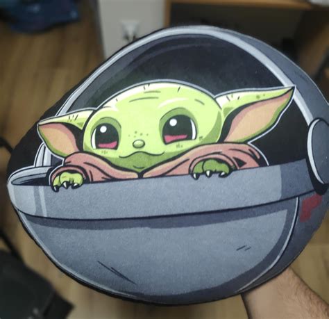 Baby Yoda pillow : r/pics