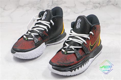 Nike Kyrie 7 “Rayguns” Basketball Shoes