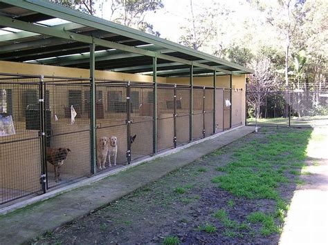 Resultado de imagen de Dog Boarding Kennel Plans Outdoor Dog Runs, Dog Kennel Outdoor, Indoor ...