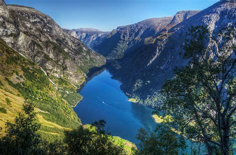 Nærøyfjord, Norway | Norway & Norwegian Fjords Cruises 2018