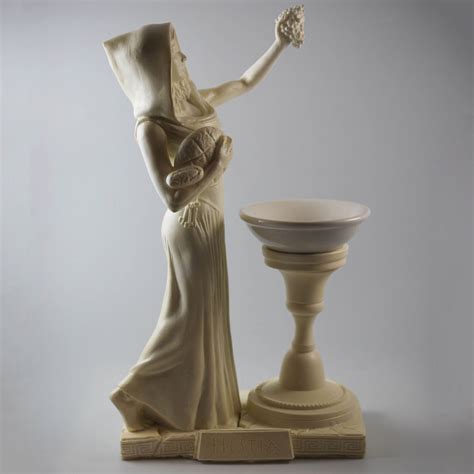 Hestia Statue - Handcrafted by the Artist