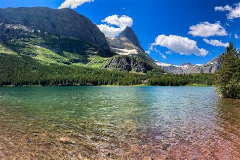 8 Picture-Perfect Lakes in Glacier National Park - The National Parks ...