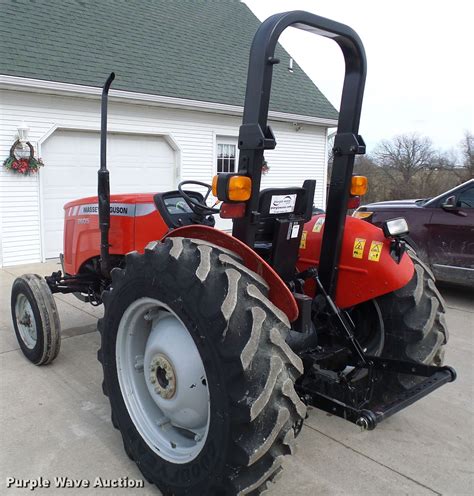 Massey-Ferguson 2605 tractor in New Bloomfield, MO | Item DD1792 sold | Purple Wave