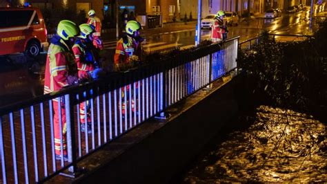 Hochwasser in Oldenburg: Deiche betreten verboten, Bürgertelefon ...