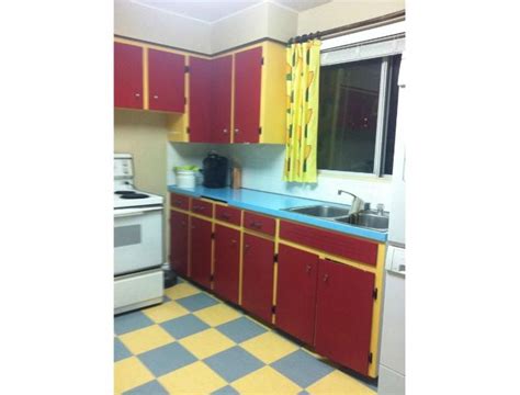 A couple has recreated The Simpsons kitchen. It's glorious.