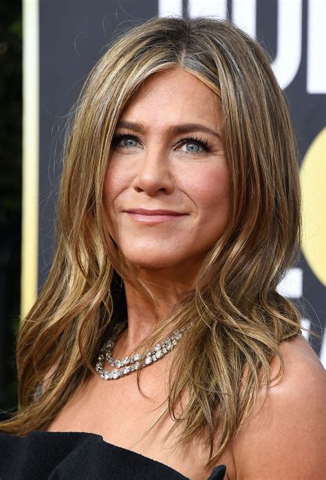 Jennifer Aniston's Best Skincare Secrets | The Everygirl