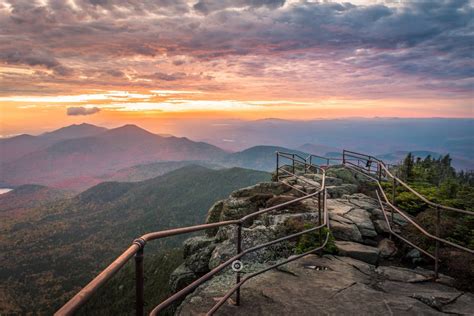 Whiteface mountain summit in NY : travel