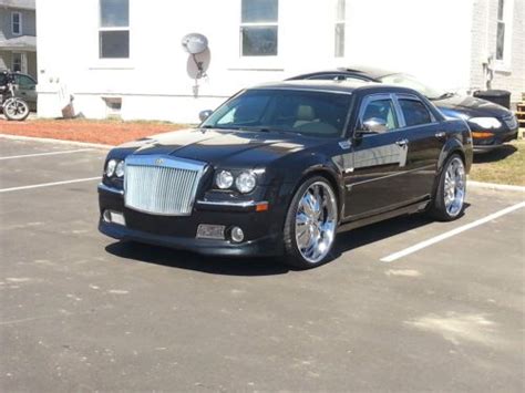 Buy used 2006 Custom Chrysler 300c 24" Rims and Competition Sound ...