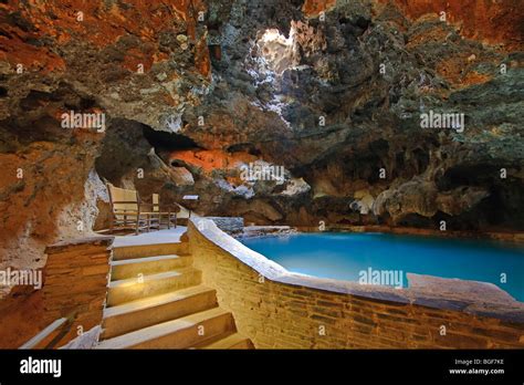 Cave and Basin National Historic Site, Sulphur Mountain, Banff National ...