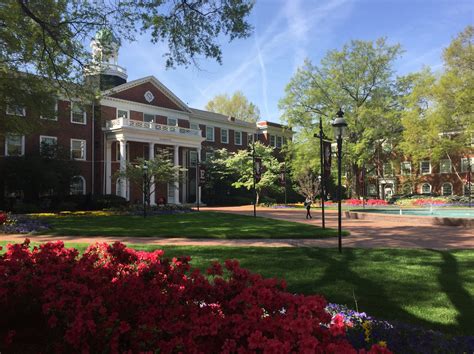 Nominations now open for Elon’s annual staff awards | Today at Elon | Elon University