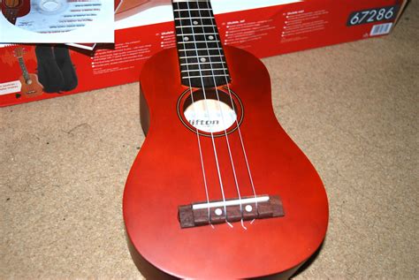 Clifton (Lidl) Ukulele kit - REVIEW