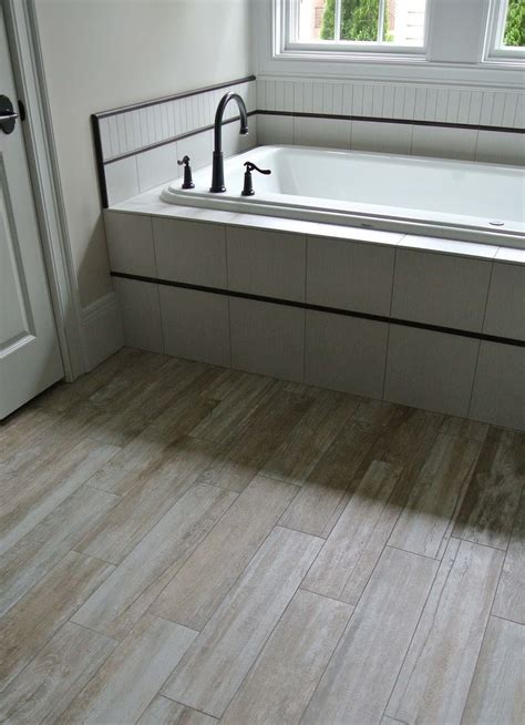 10+ Floor Tiles For Small Bathrooms – HomeDecorish