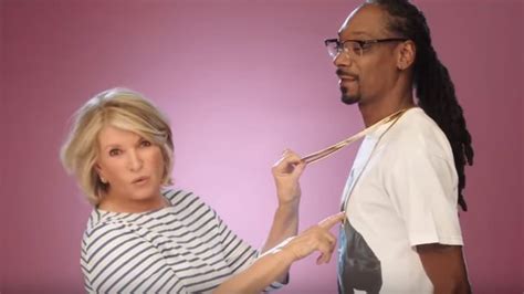 First trailer Martha Stewart & Snoop Dogg's cooking show on VH1 - TODAY.com