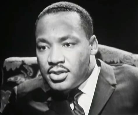 Martin Luther King Jr Biography - Facts, Childhood, Family Life & Achievements Of Civil Rights ...