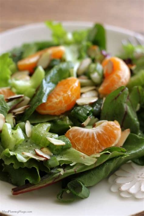 Leafy Greens Salads Recipe Roundup | Green salad recipes, Leafy green salad recipes, Side salad ...