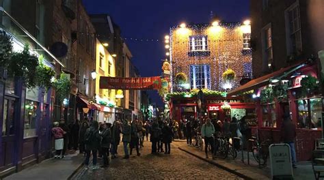 EXPERIENCE IRELAND IN WINTER - Creative Travel Guide