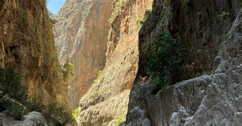 Hikers in Samaria Gorge · Free Stock Photo