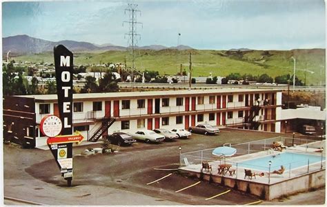 Colfax Avenue: Mountain View Motel