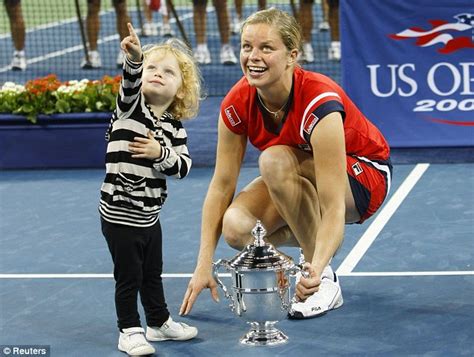 Kim Clijsters celebrates U.S. Open win with daughter Jada | Daily Mail Online