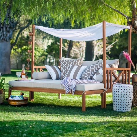 bedroom, Patio Heaven Signature Queen Canopy Bed Hayneedle Outdoor Daybed Plans Beds For Maste ...