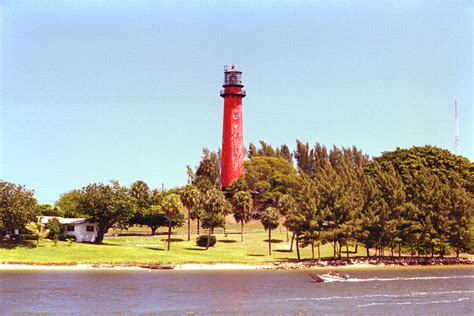 Jupiter Inlet Lighthouse - LighthouseGuy Photo's & Gifts