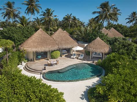 Maldives Private Villas By The Beach Or Over Water