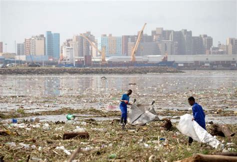 PHOTOS Floods Reveal South Africa's Shocking Plastic Pollution Crisis ...