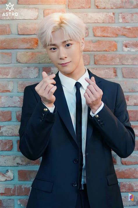 Moonbin Sister : Astro's Moonbin Has The Sweetest Relationship With His ...