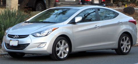 The Poor Car Reviewer: 2012 Hyundai Elantra GL