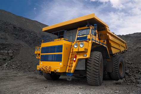 mining truck - Round Ground Metals